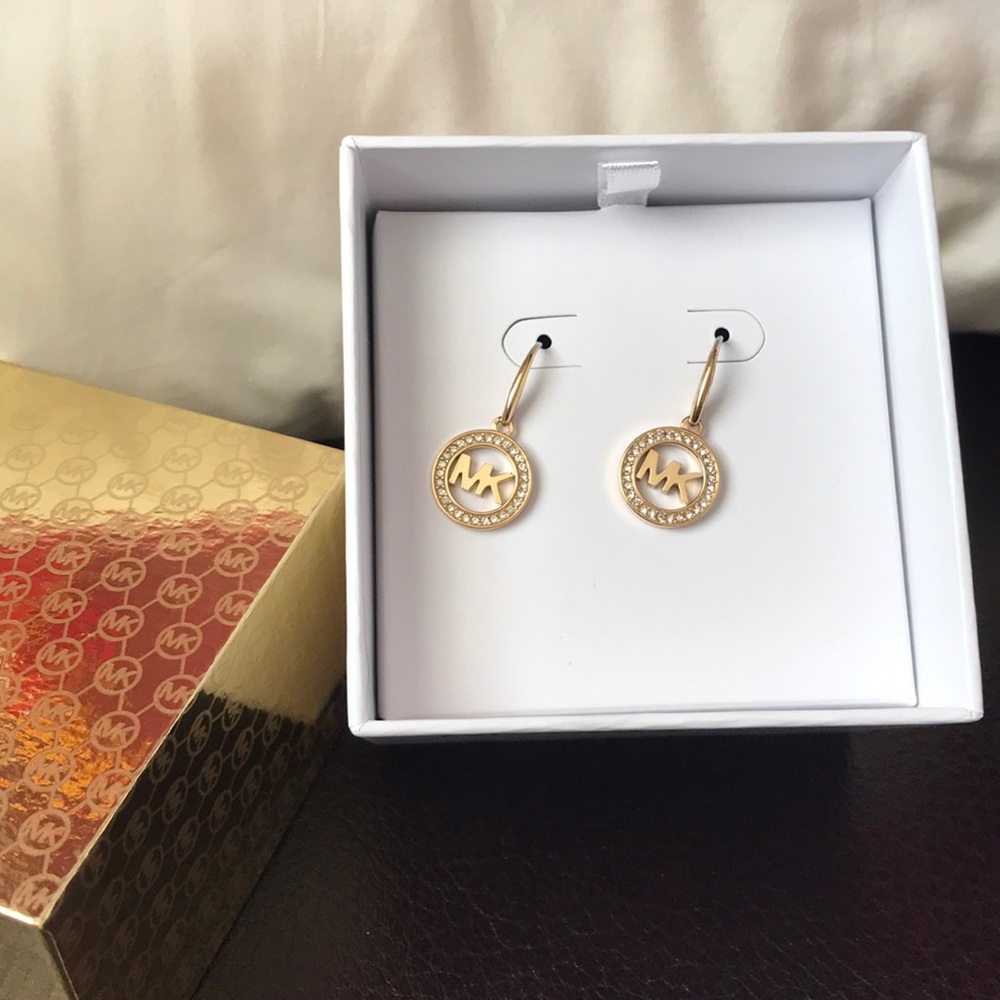 Michael kors earrings new with box - Picture 4 of 6